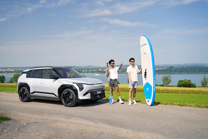 KIA EV3: SUP, Sommer und Strom