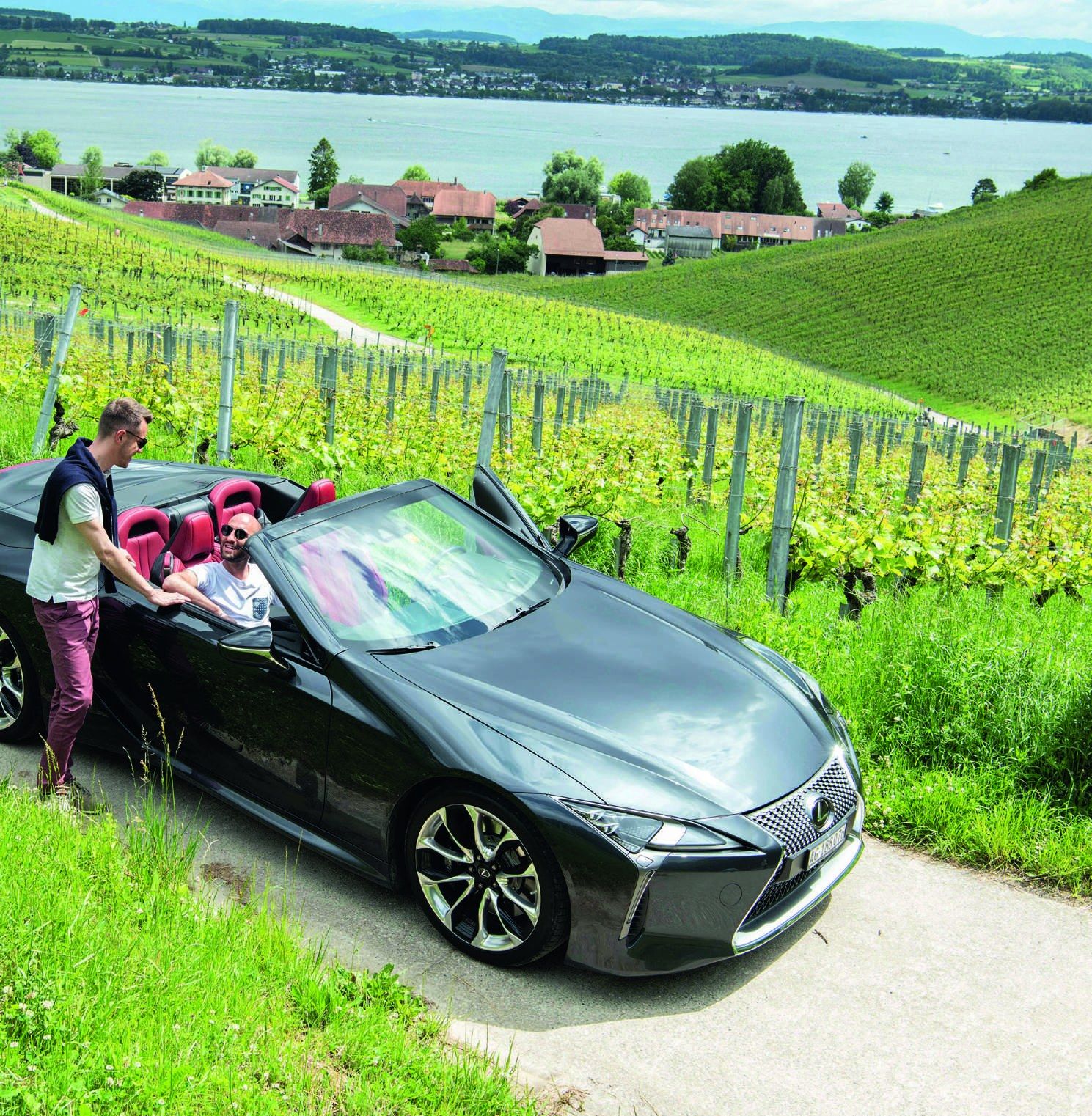 Lexus LC 500: Sommer, Sonne, Cabriolet