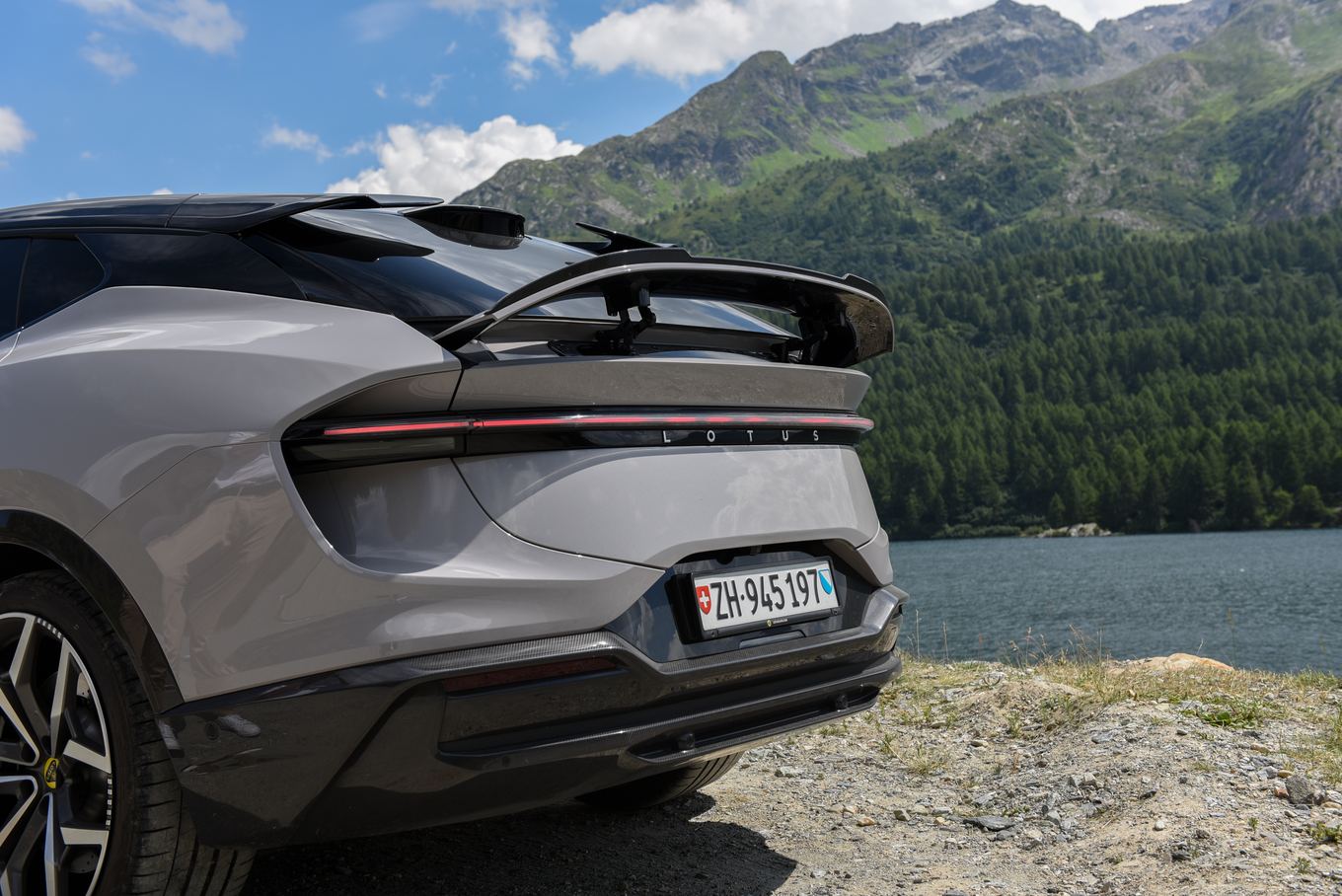 Bis zu 905 PS unter der SUV-Hülle – hier die S-Variante mit 603 PS.