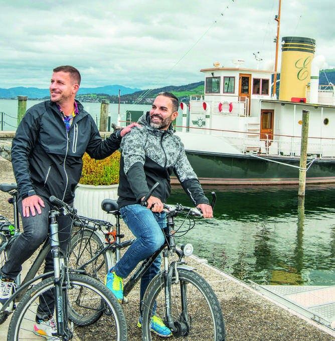 Bike-Erkundungstour vor dem hoteleigenen Schiff «Emily».
