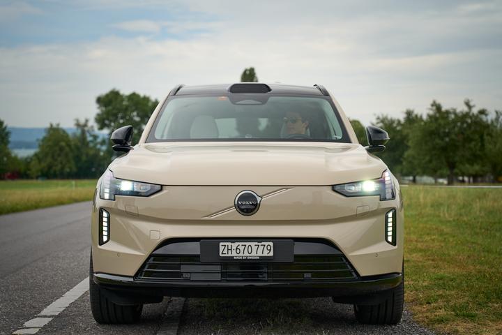 Volvo EX90: Der elektrische Luxus-Gigant